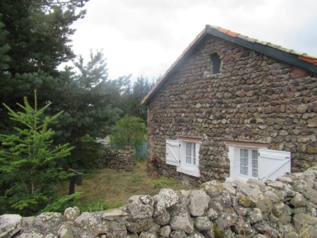 Maison de village, Maison de village en pierres  dans le secteur de Landos - Costaros